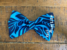 Load image into Gallery viewer, Koa's Ruff Life, the blue Hawaiian bow tie. Bring the aloha spirit of Hawaii hime.